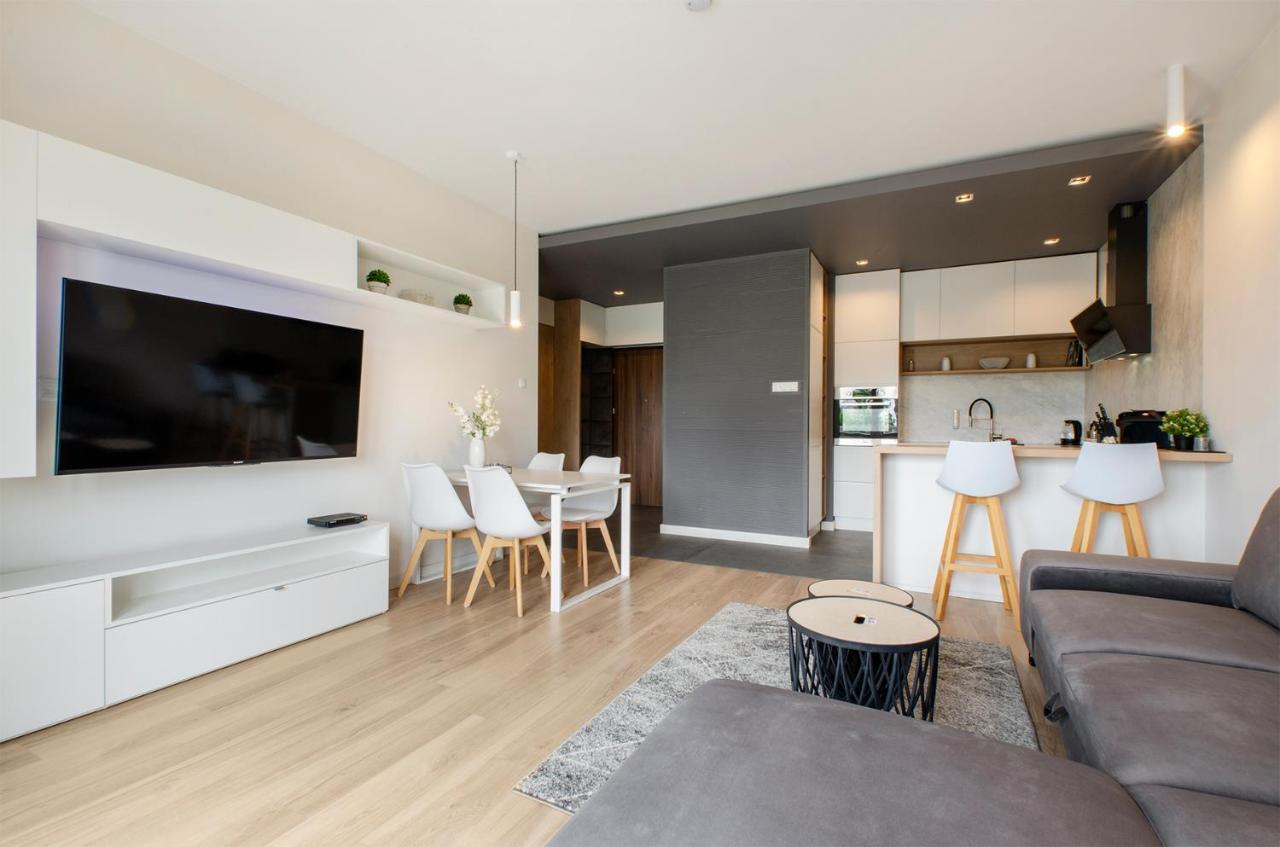 Sky Home- Ilumino Apartment -Centrum, Parking, Klimatyzacja, Dostep Na Kod Łódź Dış mekan fotoğraf